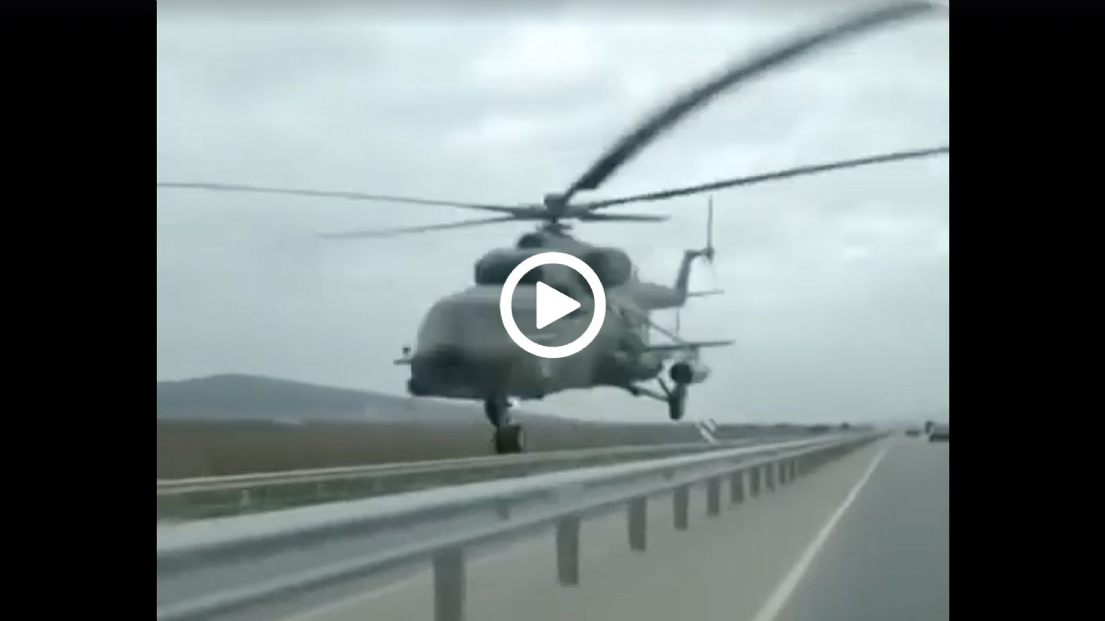 Τετ-α-τετ με ελικόπτερο στην εθνική