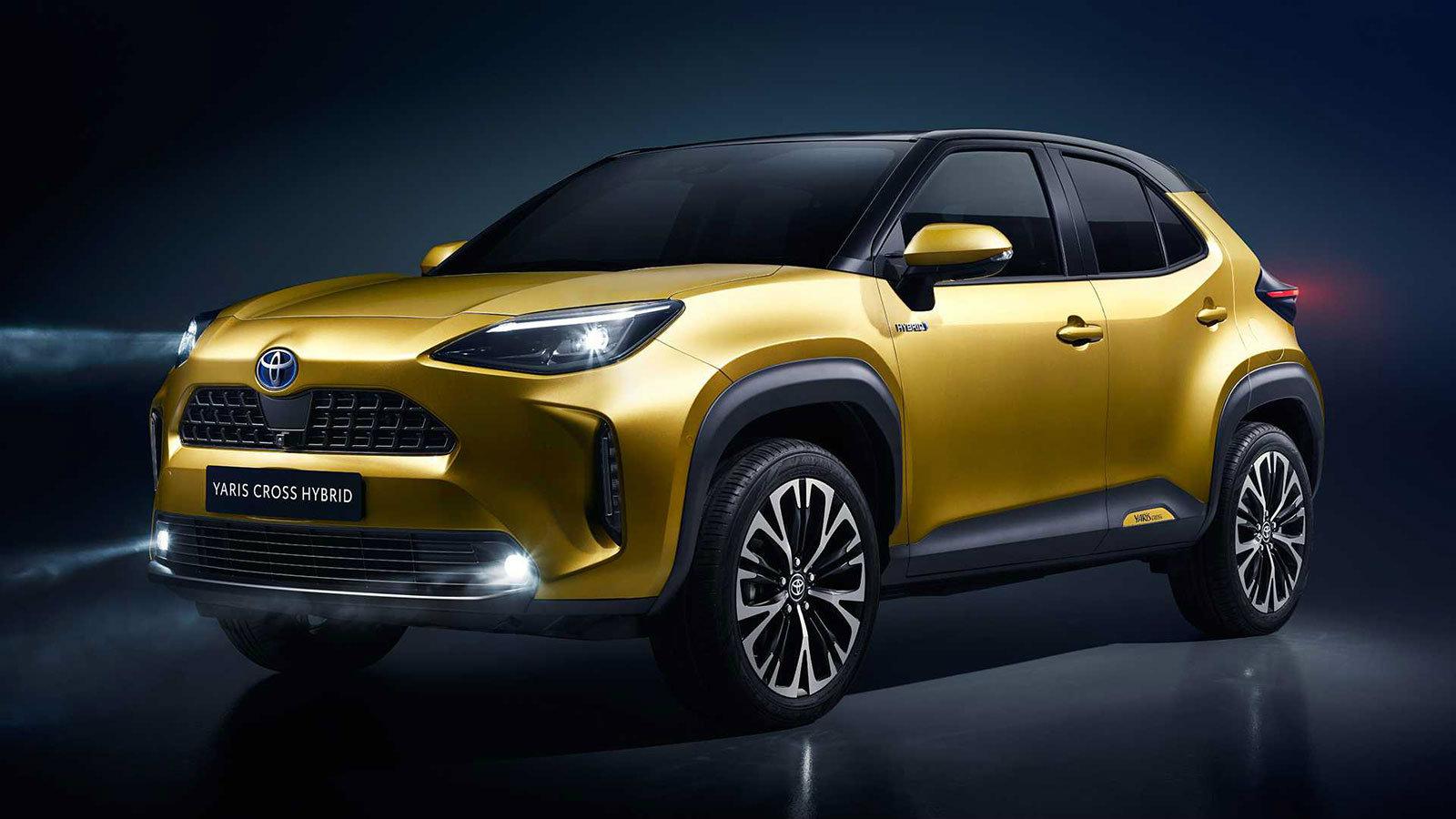 Το Yaris Cross διαθέτει υβριδικό σύστημα κίνησης που αποτελείται από τον τρικύλινδρο βενζινοκινητήρα 1,5 λίτρων που λειτουργεί μαζί με ένα ηλεκτρικό μ
