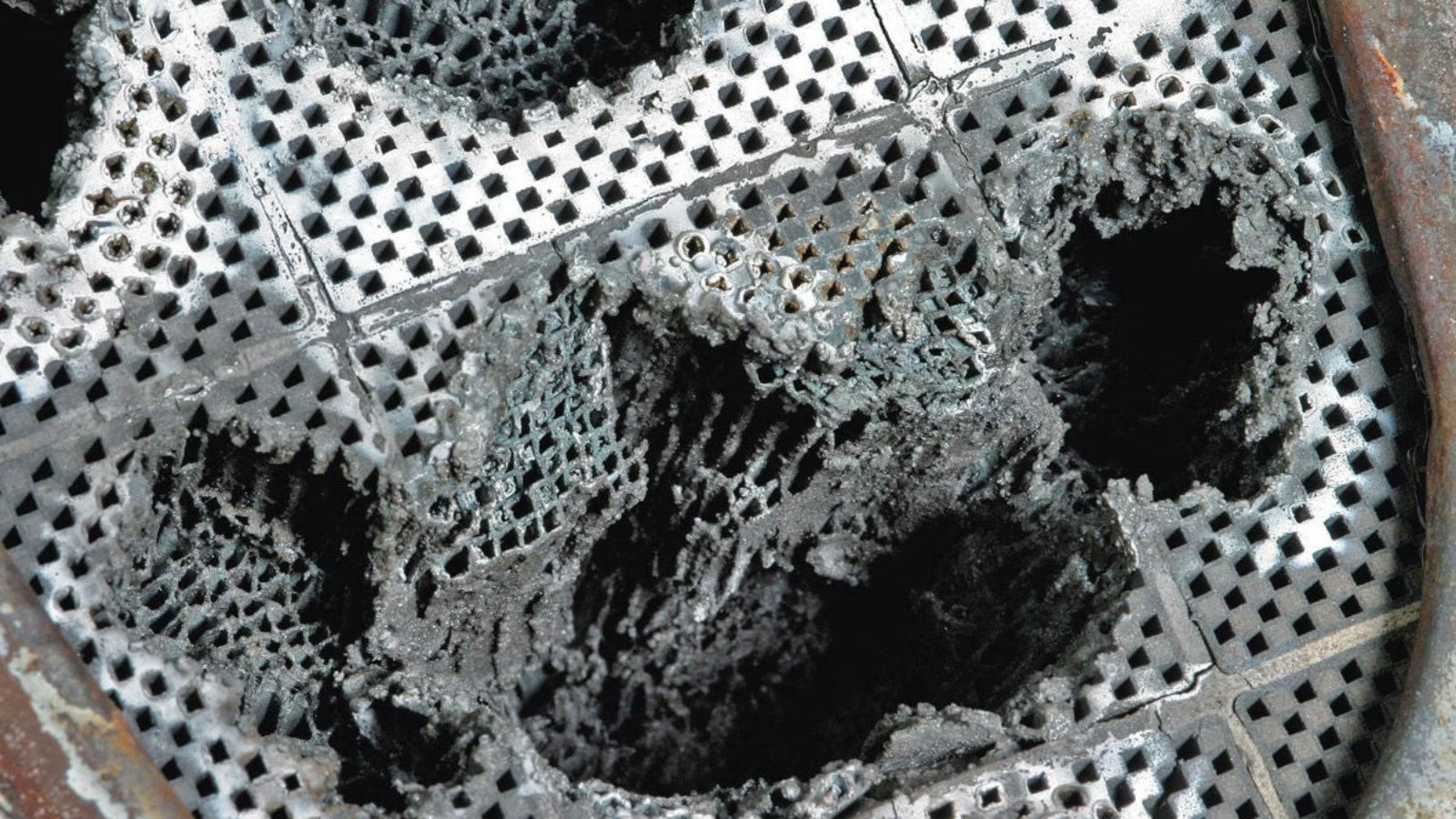 Οι παραγόμενες υψηλές θερμοκρασίες επηρεάζουν αρκετά και την λειτουργία του καταλύτη ο οποίος λειτουργεί σωστά σε συγκεκριμένους βαθμούς.