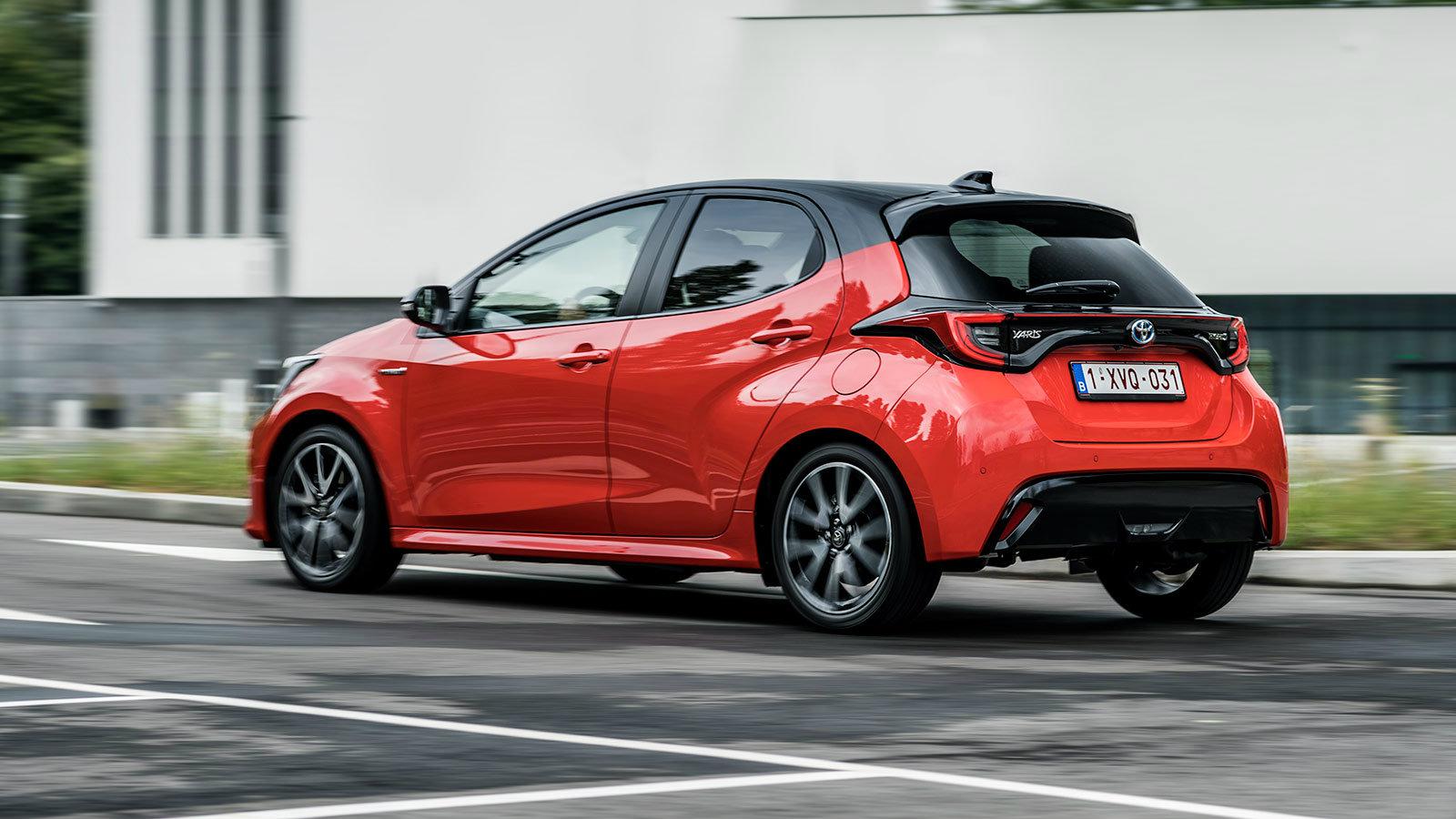Με κατανάλωση 3,7 λτ. το νέο υβριδικό Toyota Yaris