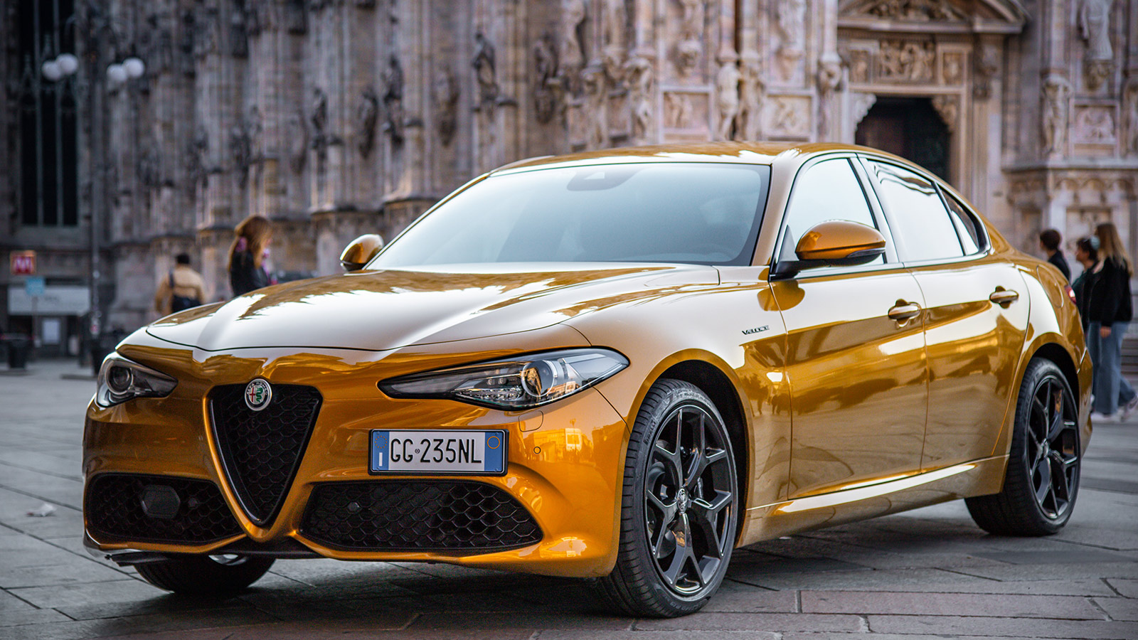 Τιμούν την GT 1300 οι Alfa Romeo Giulia & Stelvio GT Junior