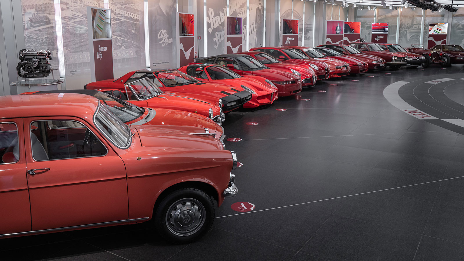 Οι επισκέπτες του Μουσείου θα έχουν την ευκαιρία να έχουν μια αποκλειστική διαδικτυακή ξενάγηση από τους οδηγούς της ομάδας, Kimi Räikkönen 