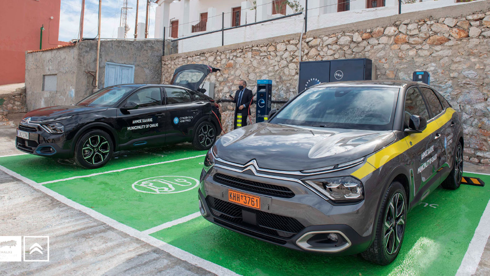 Στο πλήρες ηλεκτρικό «χαρτοφυλάκιο» της Citroen κύριος εκπρόσωπος των επιβατικών μοντέλων είναι το e-C4 C-Cross, το μοντέλο με την ανατρεπτική σχεδίασ