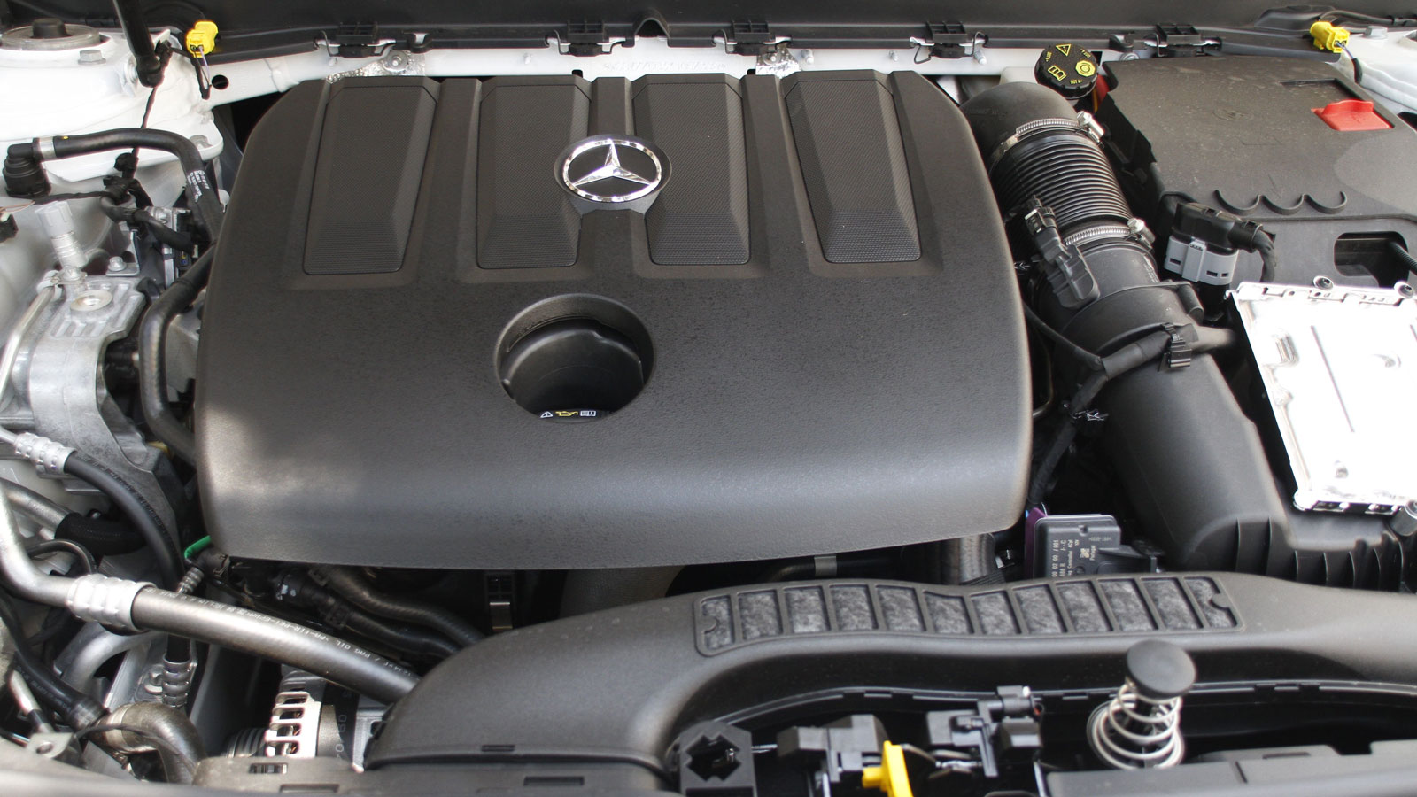 Ενώ οι diesel είναι ιδανικές για όσους κάνουν υπερβολικά χιλιόμετρα αφού έχουν λιγότερη κατανάλωση. Όλες έχουν στόχο την οδηγική άνεση και την ευκολία