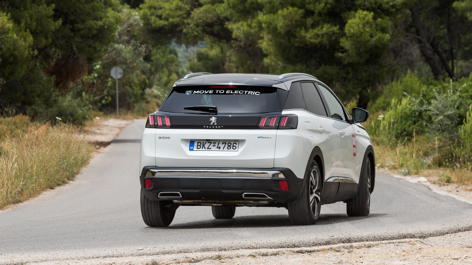 Δοκιμή: Peugeot 3008 Hybrid4 | Το ισχυρότερο 3008 «καίει» 6 λίτρα