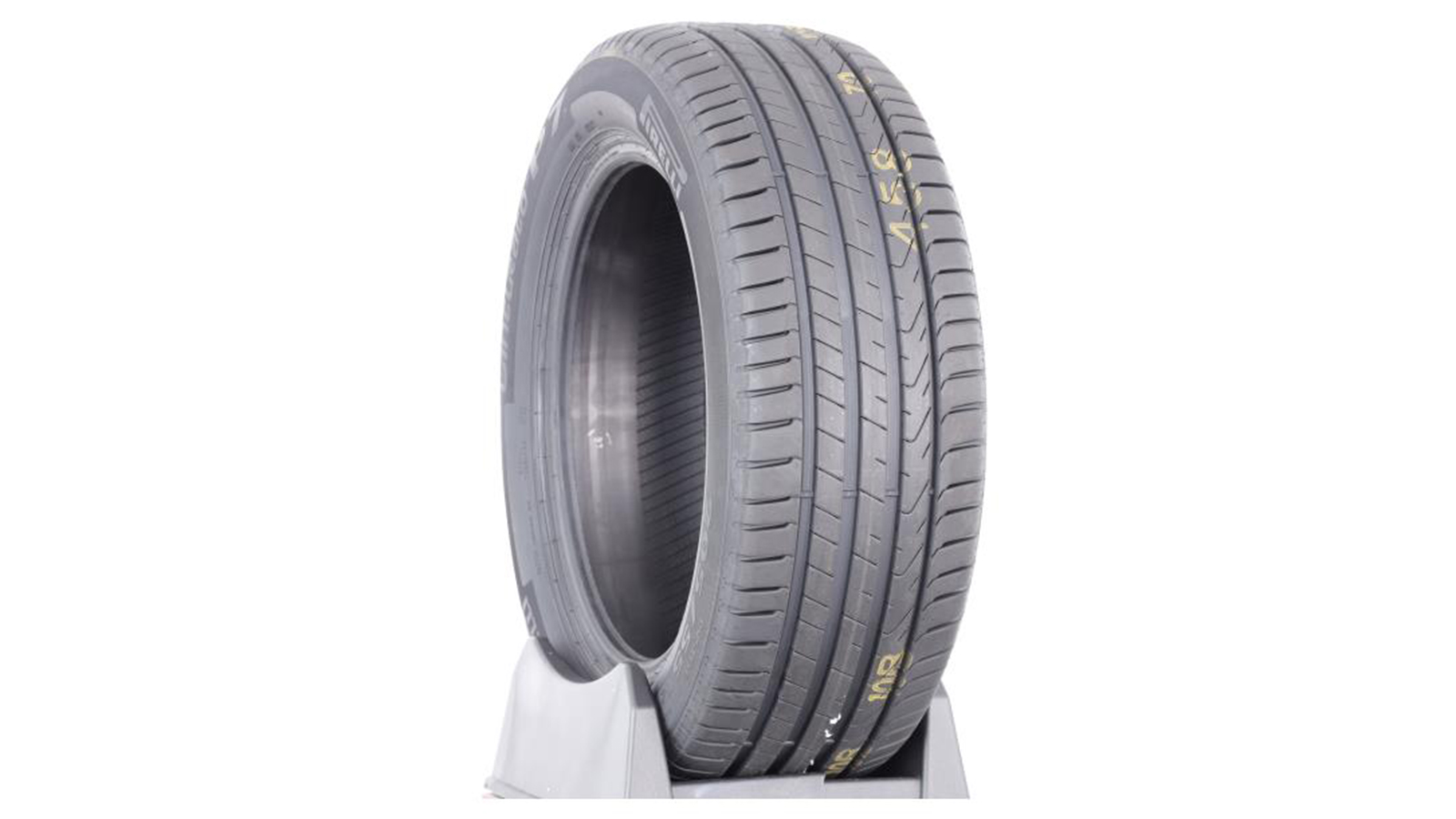 12-Pirelli-Cintorato-P7