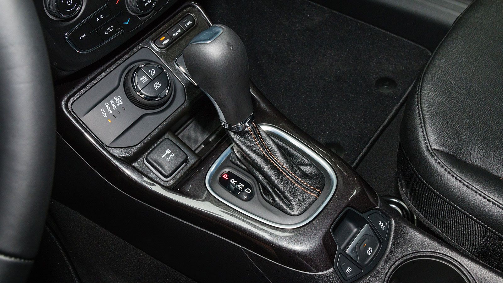 Δοκιμή: Νέο Jeep Compass 4xe με 190 PS