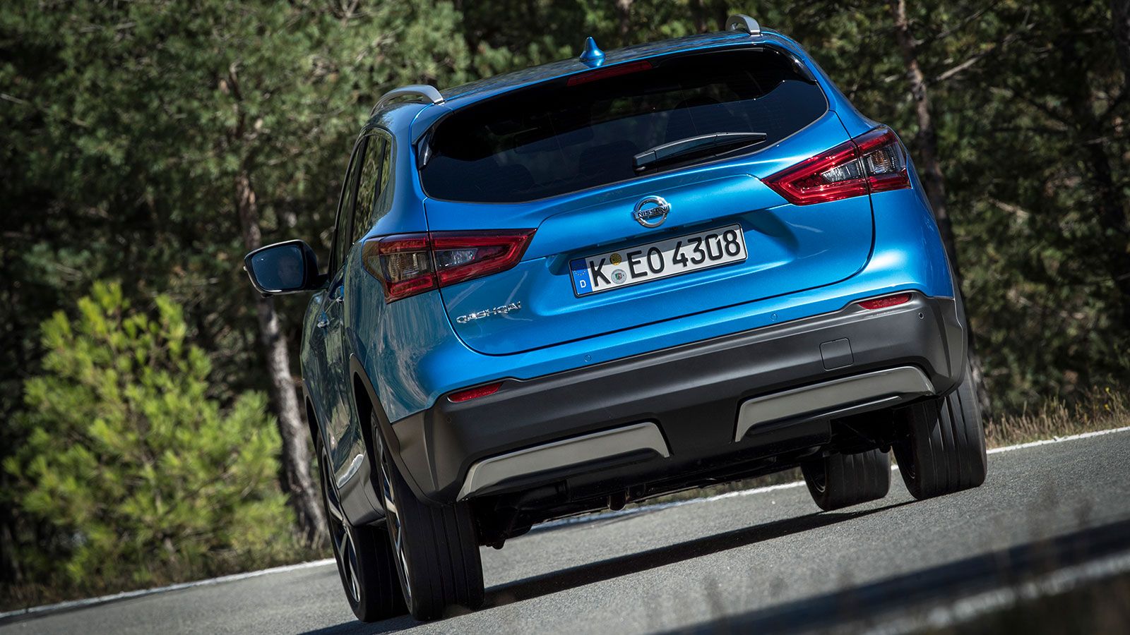  ¶νετο και ασφαλές είναι στο δρόμο το 
Qashqai 1,5 Blue dCi, παρουσιάζοντας ουδέτερα χαρακτηριστικά κίνησης υπό πίεση.
