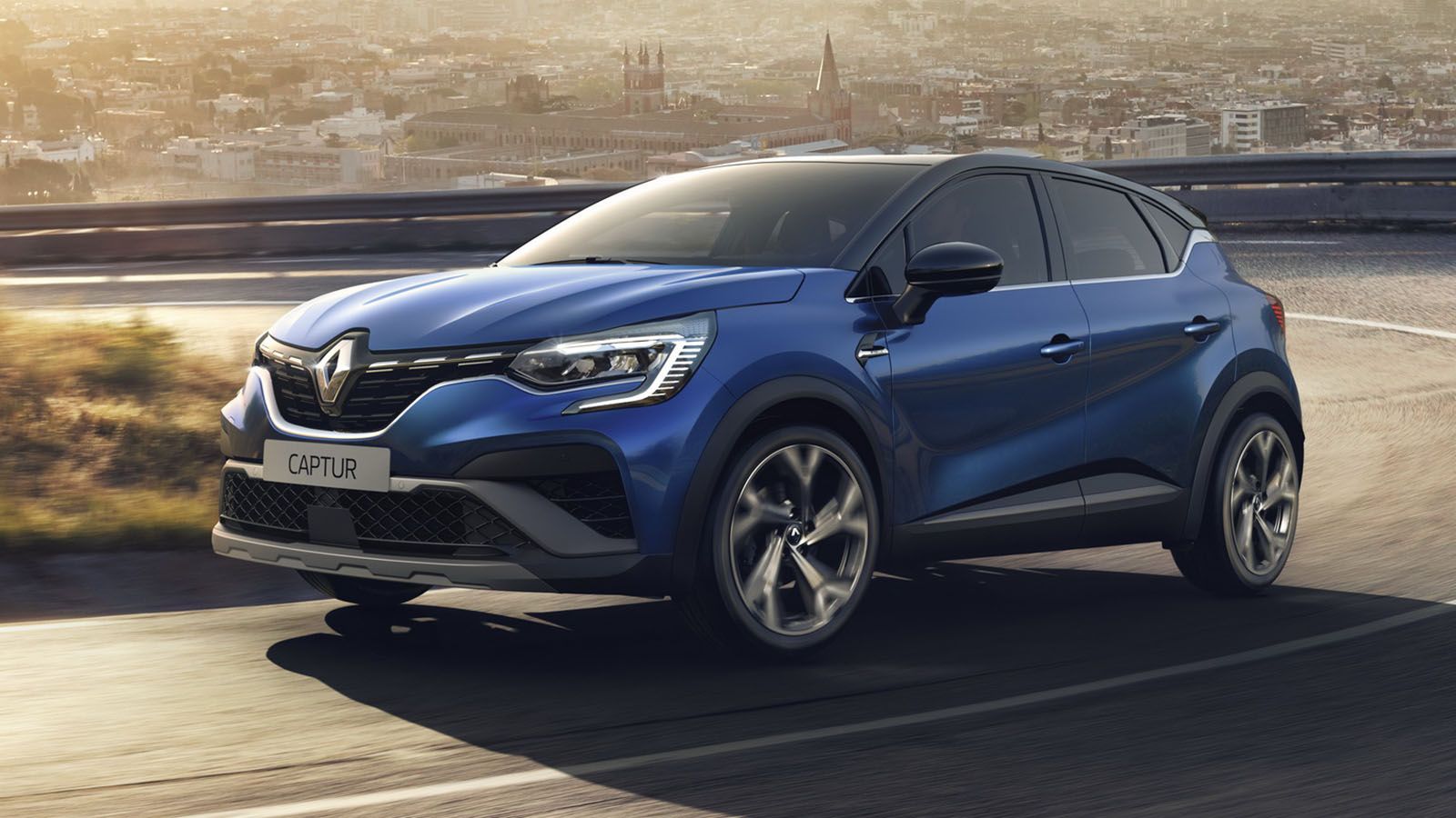 Η Renault προσφέρει για πρώτη φορά το νέο Captur, το best seller της στα B-SUV, στην πιο σπορτίφ έκδοση R.S. Line, προχωρώντας σε συγκεκριμένες αναβαθ