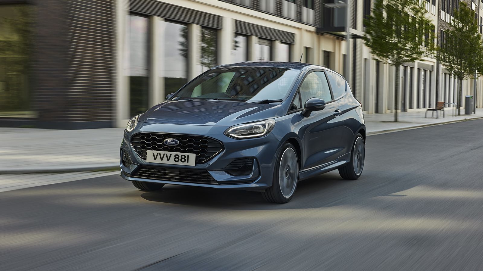 Ήπια υβριδικό το νέο Ford Fiesta Van (+vid)