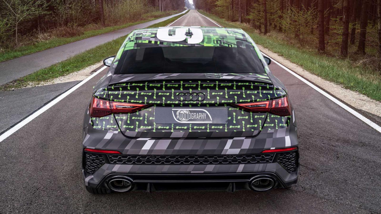 Στο φως νέες εικόνες του σκληροπυρηνικού Audi RS3