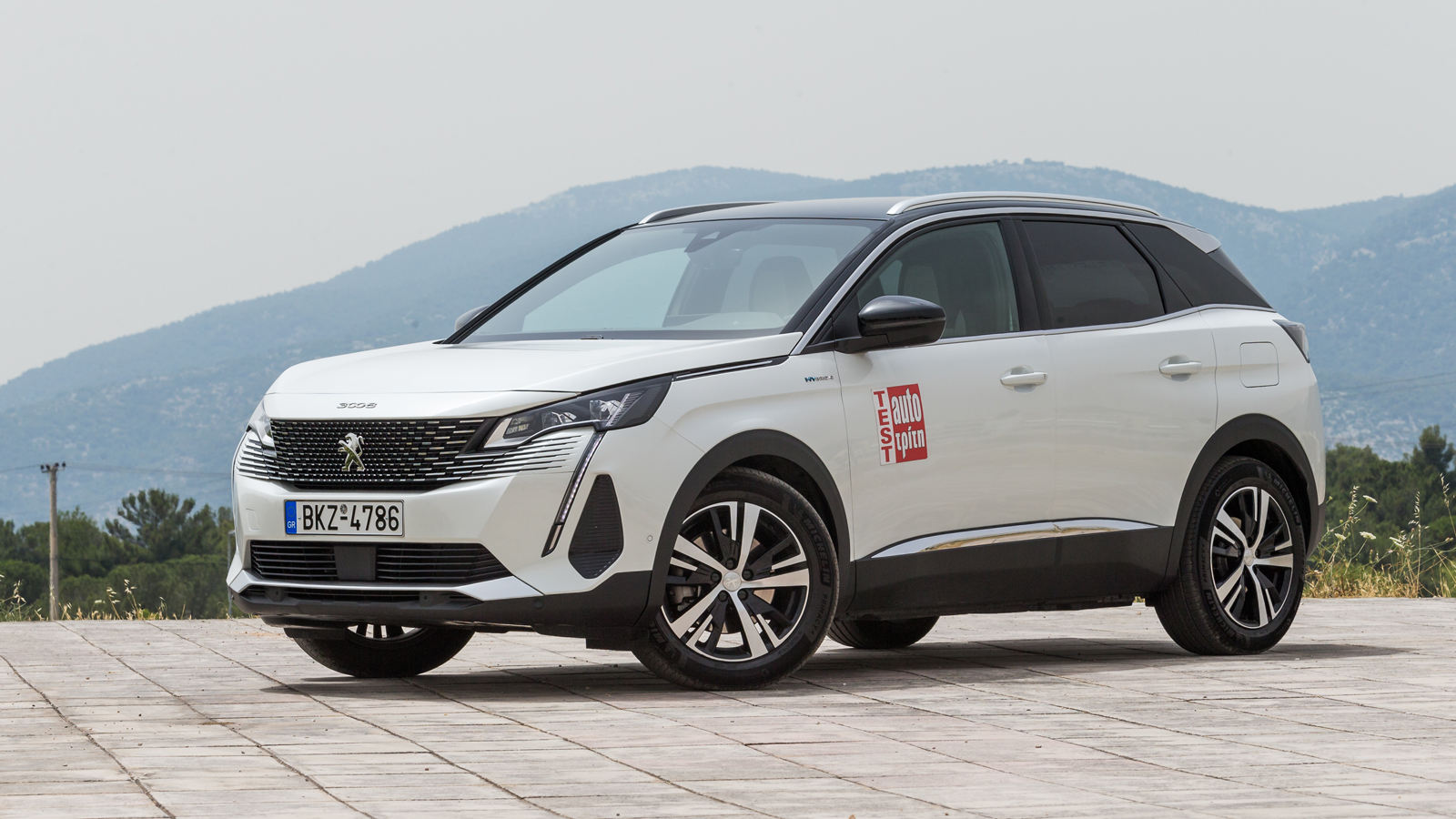 Υβριδικό Honda CR-V με 184 PS Vs plug-in Peugeot 3008 με 300 PS