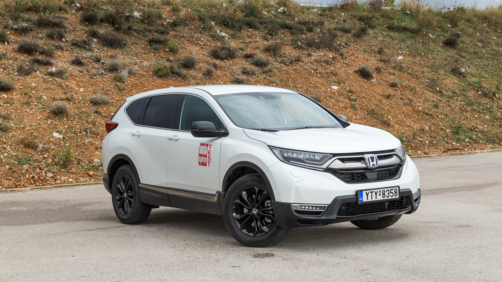 Υβριδικό Honda CR-V με 184 PS Vs plug-in Peugeot 3008 με 300 PS