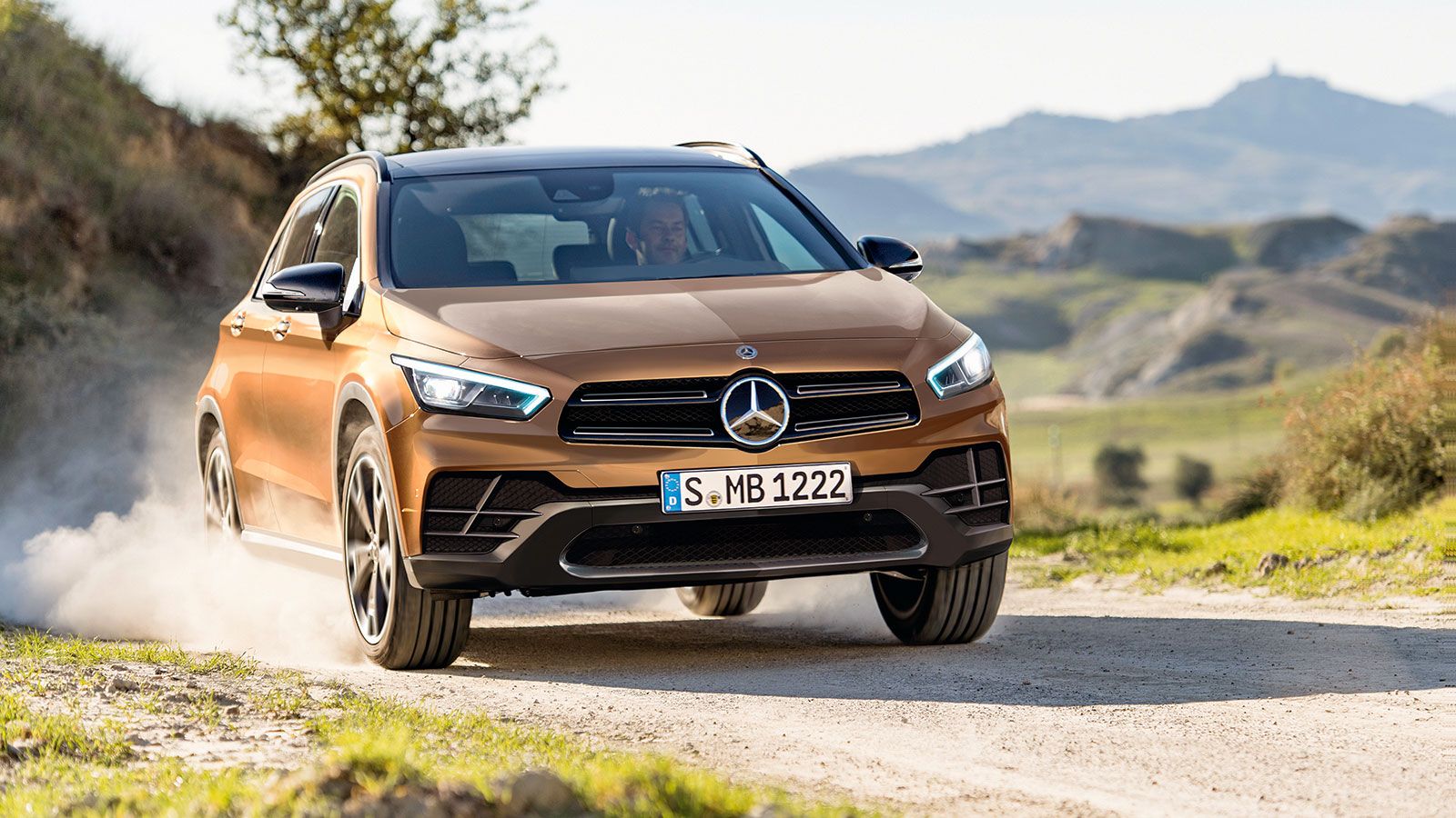Η Mercedes A Adventure θα μπορούσε να παρουσιαστεί ως το μικρό αδερφάκι της GLA και να στηρίξει τη γέννηση της νέας μικρής Mercedes. Kι αυτό γιατί μόν