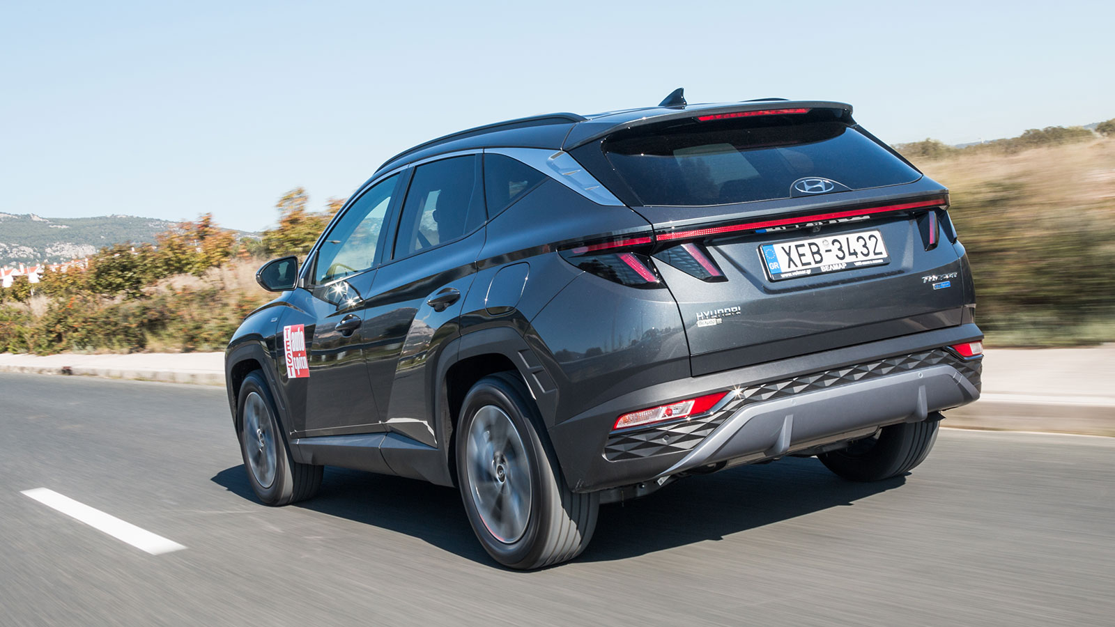 Το Hyundai Tucson προσφέρει κορυφαία ποιότητα κύλισης και άριστη ηχομόνωση, καθιστώντας τις μακρινές διαδρομές στον ανοιχτό δρόμο σε μια ιδιαίτερα άνε