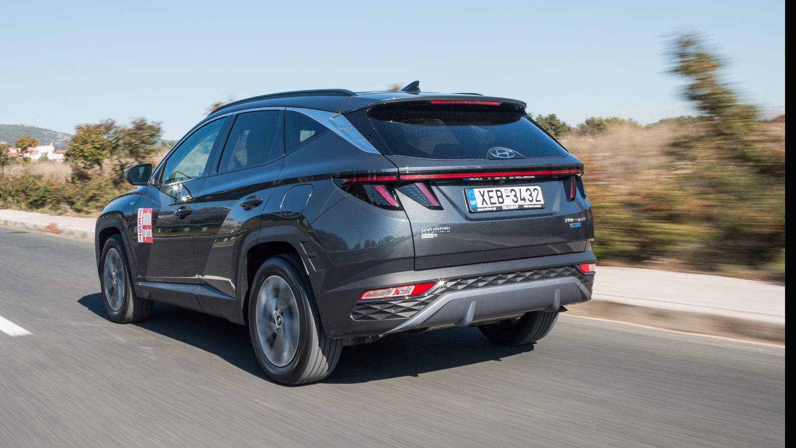 Το Hyundai Tucson προσφέρει κορυφαία ποιότητα κύλισης και άριστη ηχομόνωση, καθιστώντας τις μακρινές διαδρομές στον ανοιχτό δρόμο σε μια ιδιαίτερα άνε