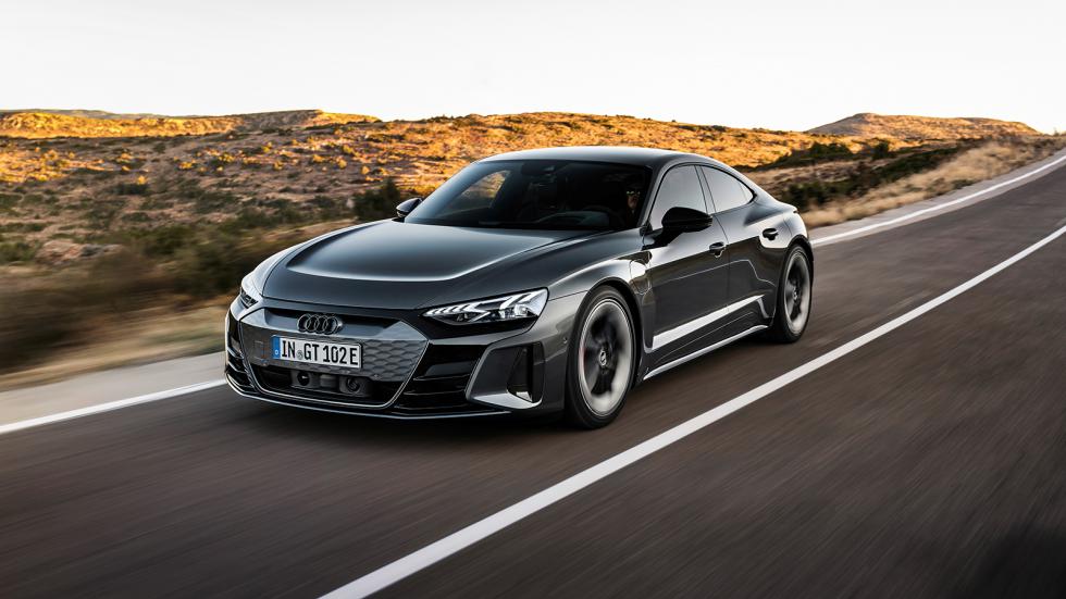 Η Audi λανσάρει τo e-tron GT & την κορυφαία έκδοση RS e-tron GT, το νέο τετράθυρο κουπέ με κομψό και δυναμικό σχεδιασμό, ισχυρό ηλεκτροκινητήρα που απ