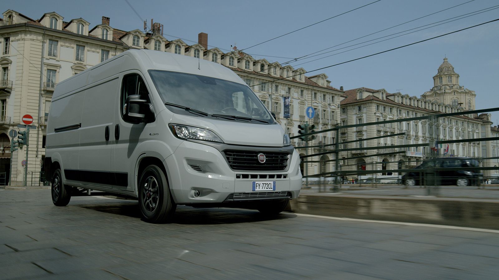 Ε-Ducato: Το ευρωπαϊκό best-seller και ηλεκτρικό (+vid)