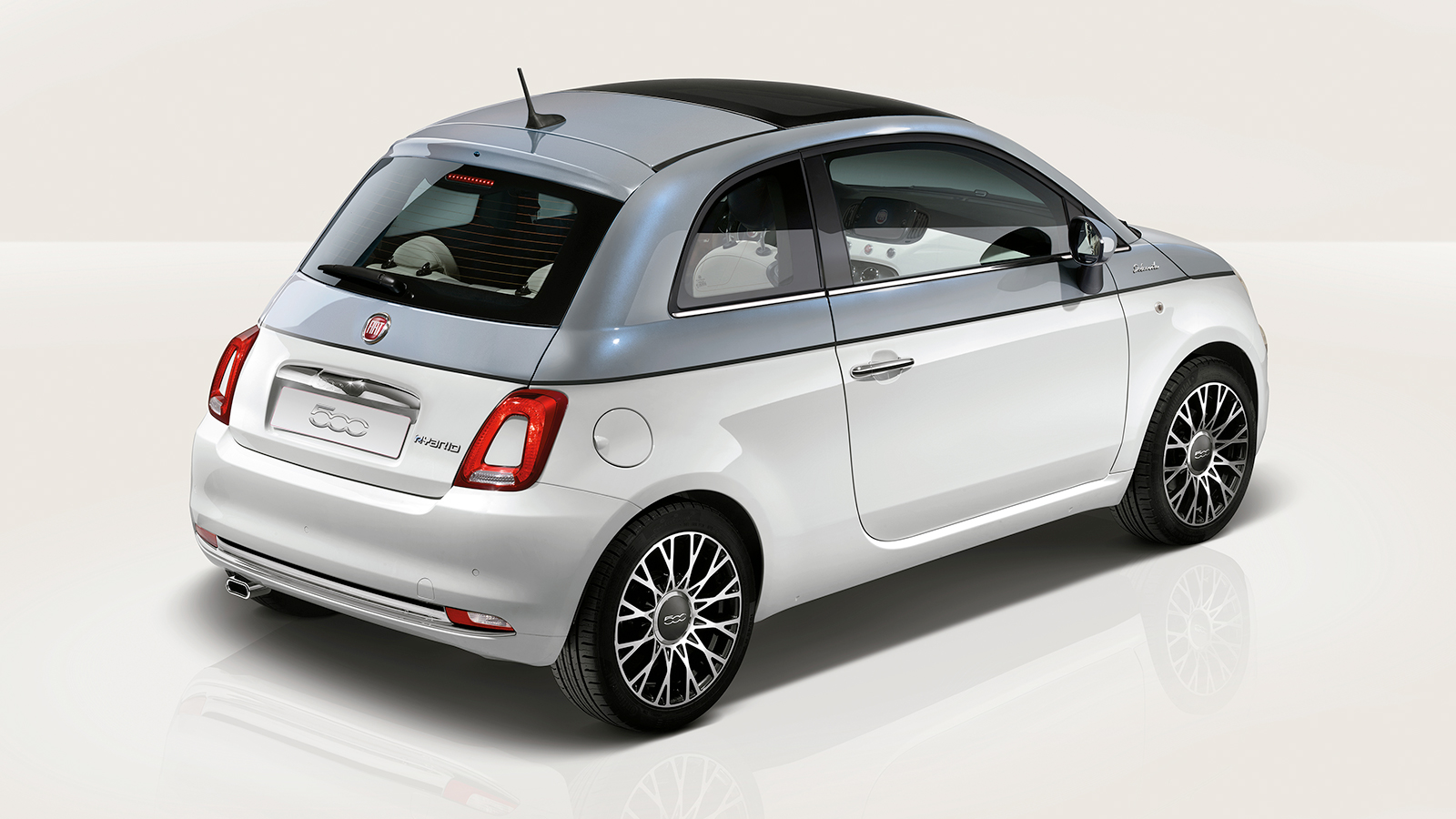 Νέες τιμές και εκδόσεις για το Fiat 500 Hybrid