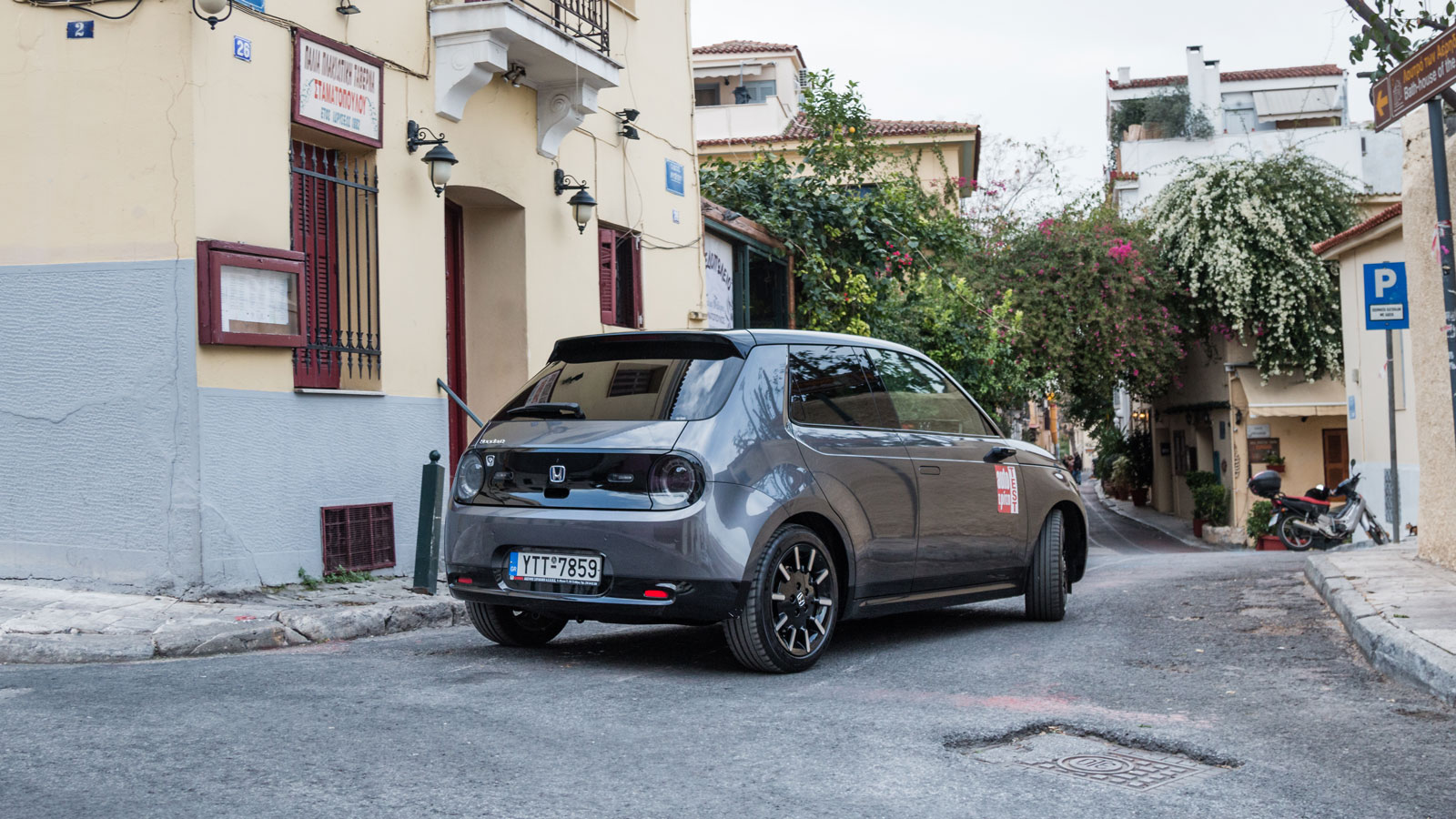 Honda e Vs Mini Cooper SE