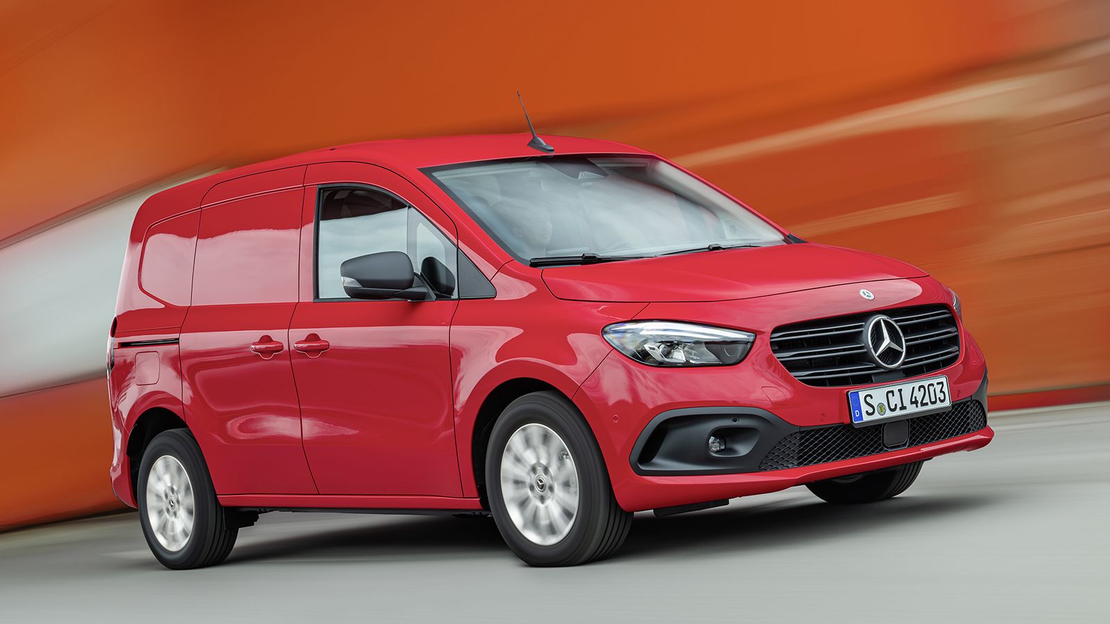 Ακόμα πιο λαμπερό το νέο Mercedes-Benz Citan Van (+vid)