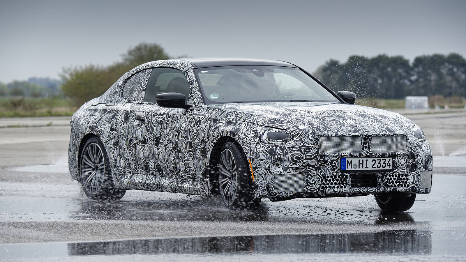 Με 374 ίππους η νέα BMW M240i xDrive Coupé