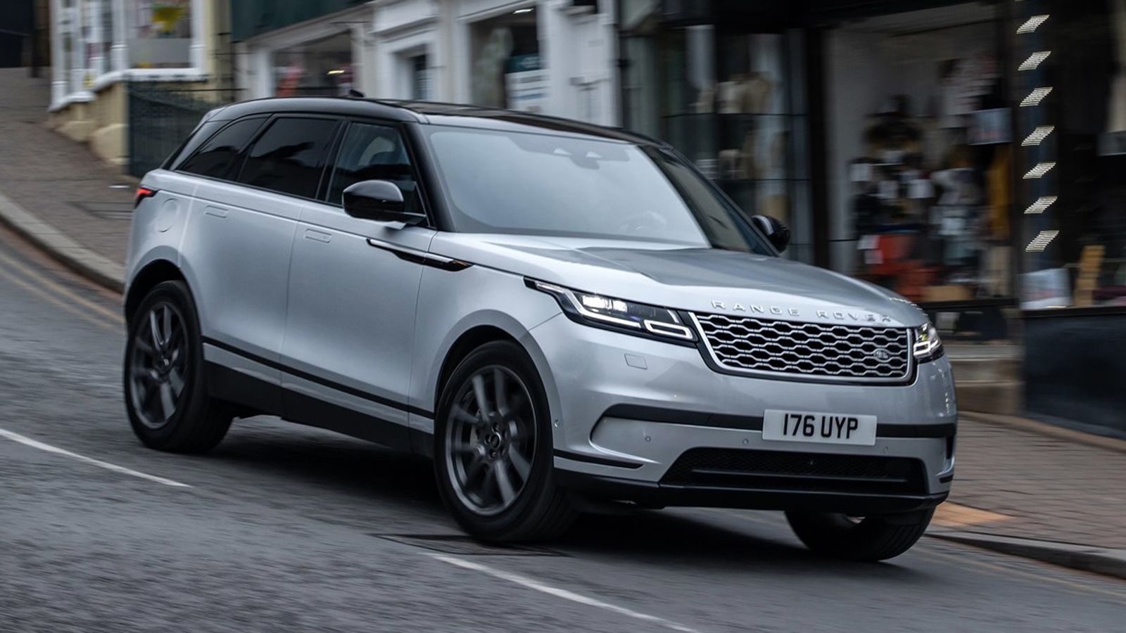 Πρώτο στις καρδιές των κλεφτών το Range Rover Velar το 2020