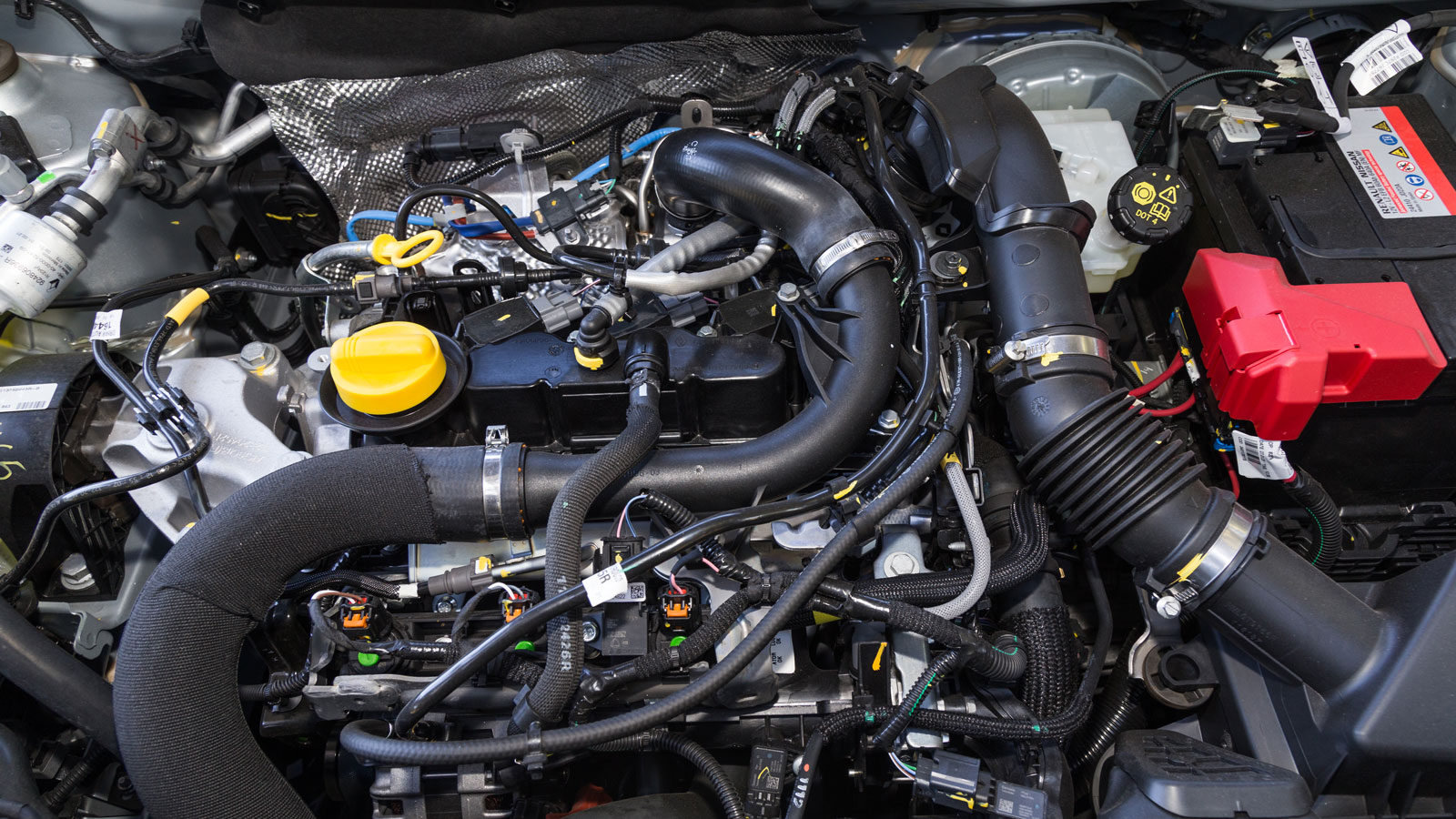 Χρησιμοποιώντας και τα δύο καύσιμα, το Sandero Streetway μπορεί να καλύψει έως 1.464 χιλιόμετρα με κόστος 103 ευρώ.