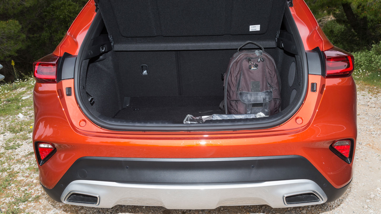 Citroen C4 C-Cross Vs Kia XCeed