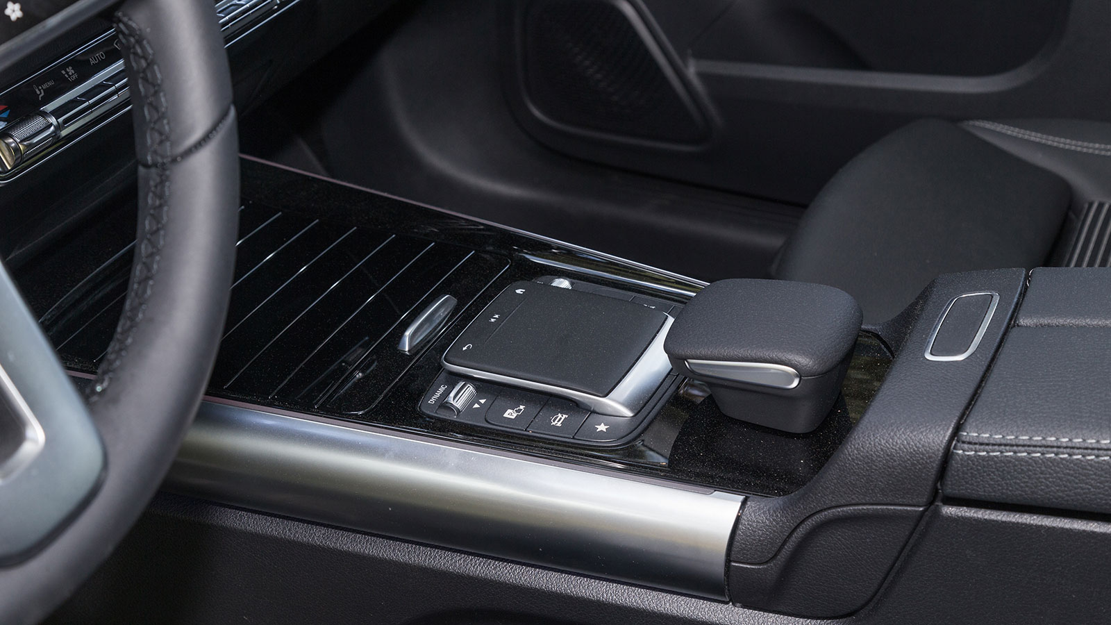 EQA Vs GLA 250e: Ηλεκτρική ή Plug-in Mercedes στα ίδια λεφτά;