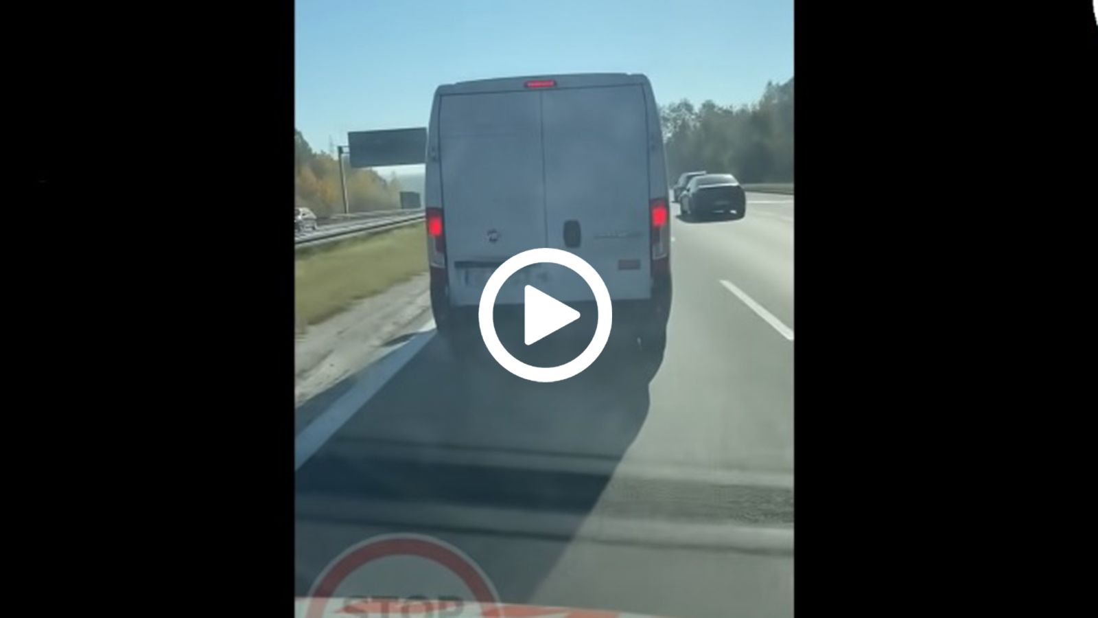 Δεν άφηνε το ασθενοφόρο να περάσει αν και ήταν επείγον