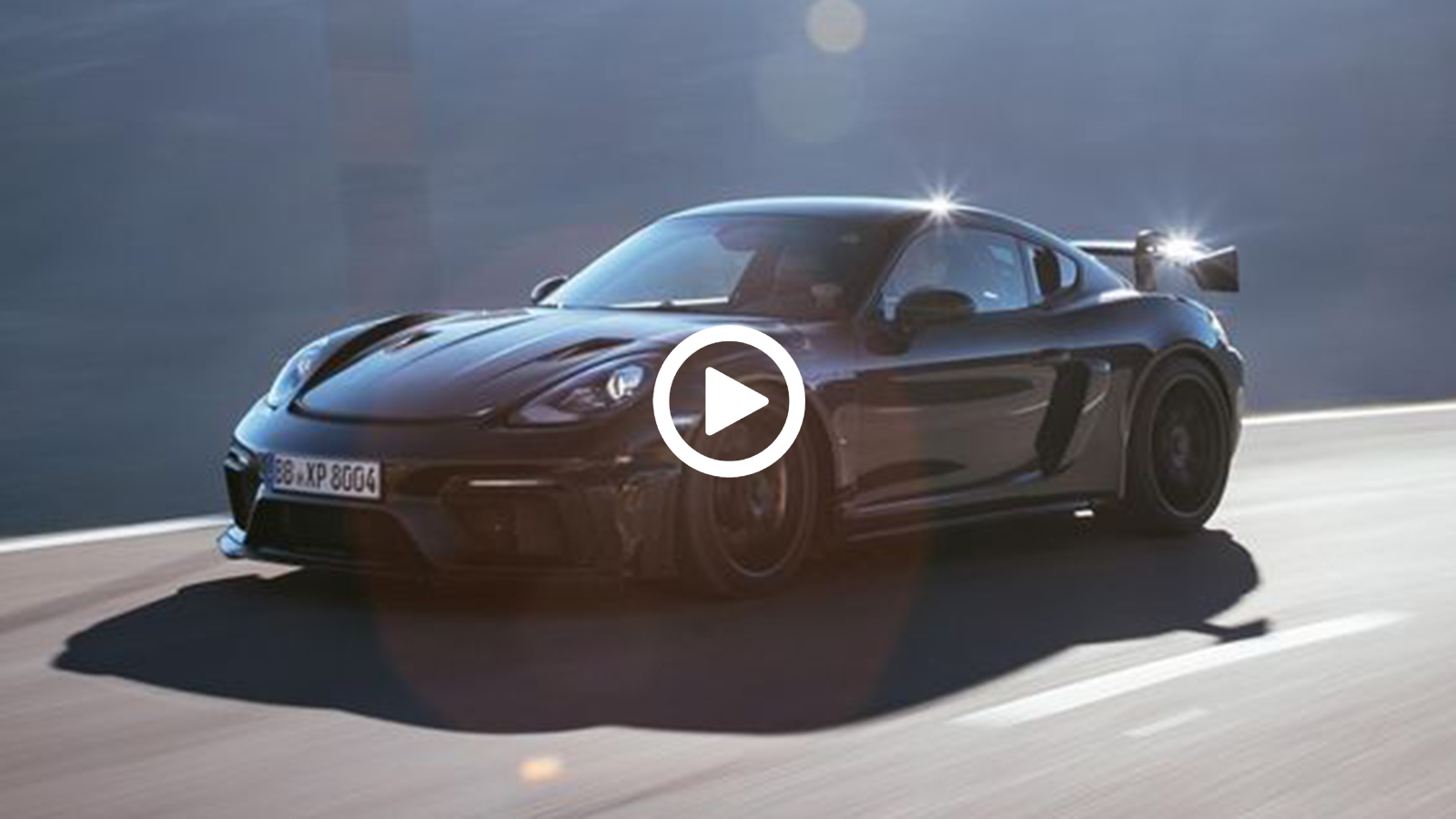 Με 500+ άλογα η νέα Porsche 718 Cayman GT4 RS
