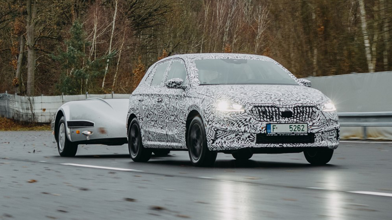 Mπαίνουν οι τελευταίες πινελιές στη νέα Skoda Fabia