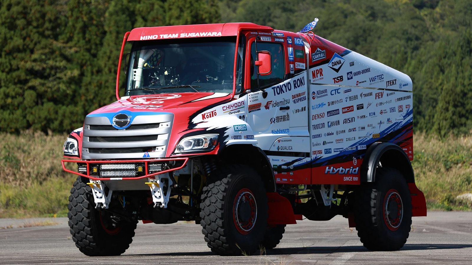 Με 1.080 ίππους το υβριδικό Hino του Ντακάρ (+vid)