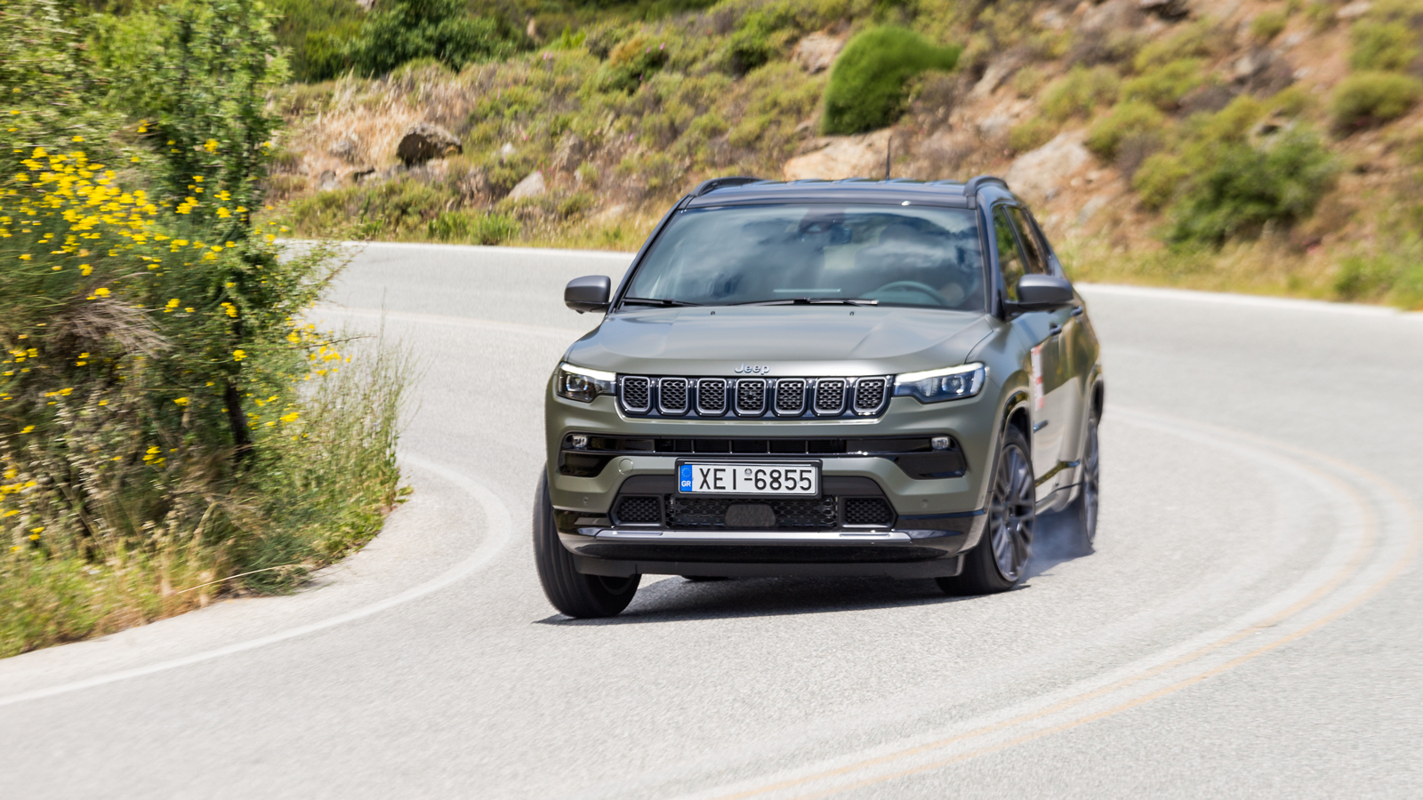 Δοκιμή: Jeep Compass 4xe | Με 240 άλογα & κατανάλωση 6λτ.!