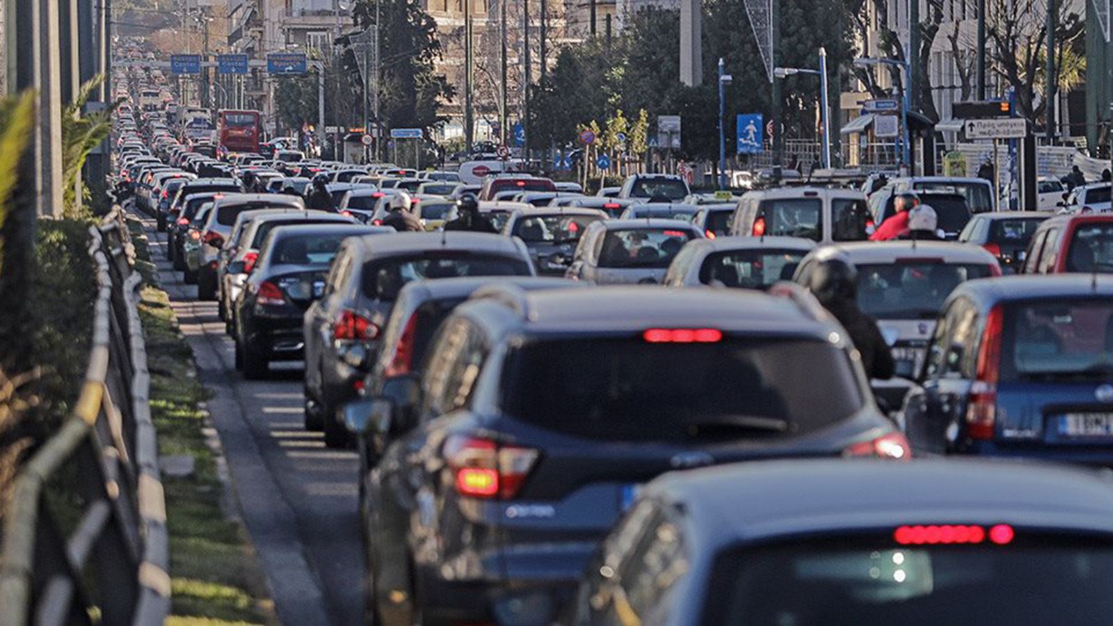 Aδειες οδήγησης: Διαθέσιμες σε όλη τη χώρα μέσω του gov.gr
