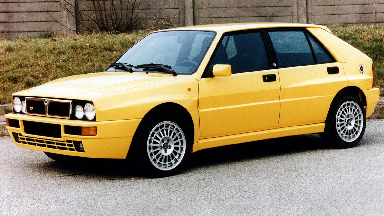 Επιστρέφει η Lancia Delta 