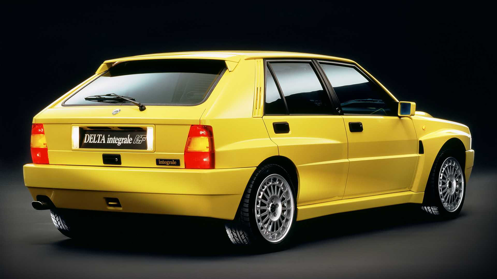 Επιστρέφει η Lancia Delta 
