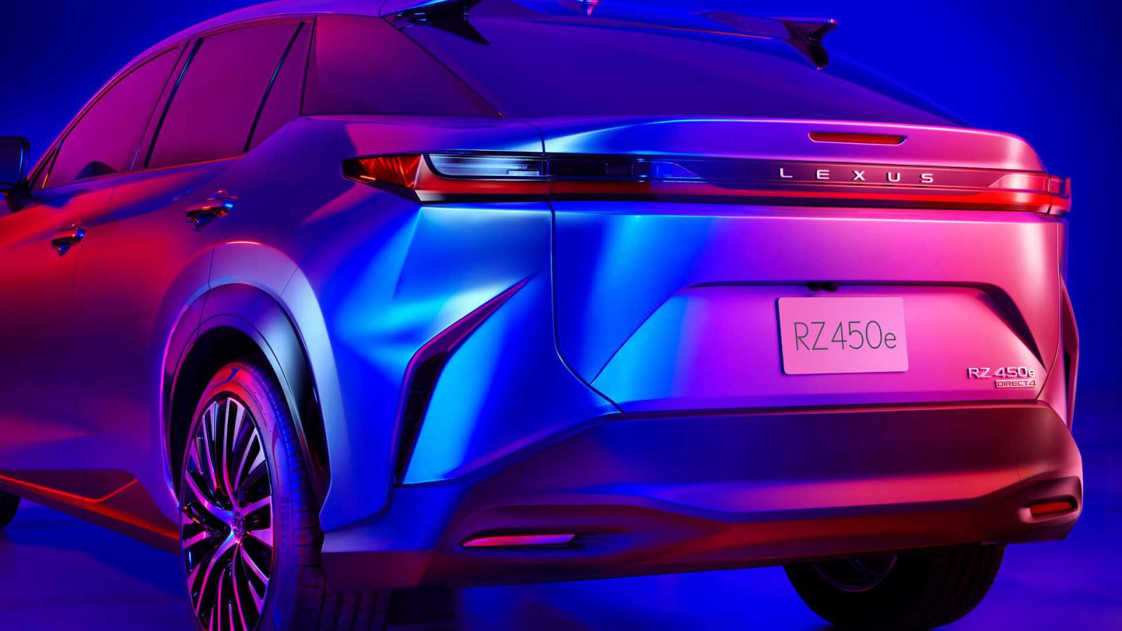 Αποκαλύφθηκε το νέο Lexus RZ 450e