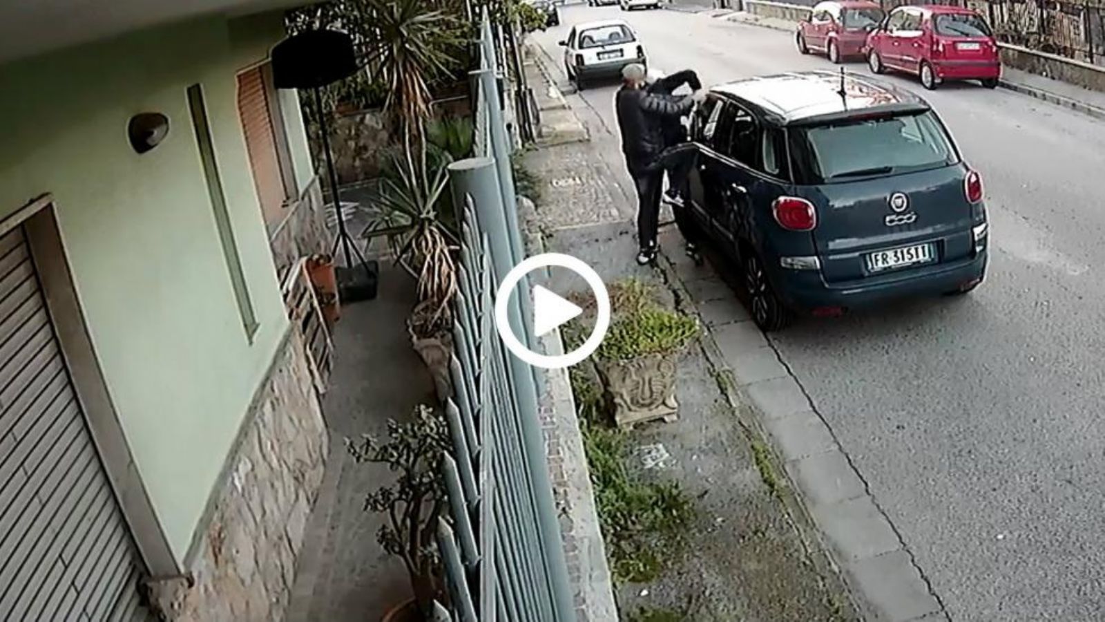 Κλοπή αυτοκινήτου μέσα σε 25 δευτερόλεπτα