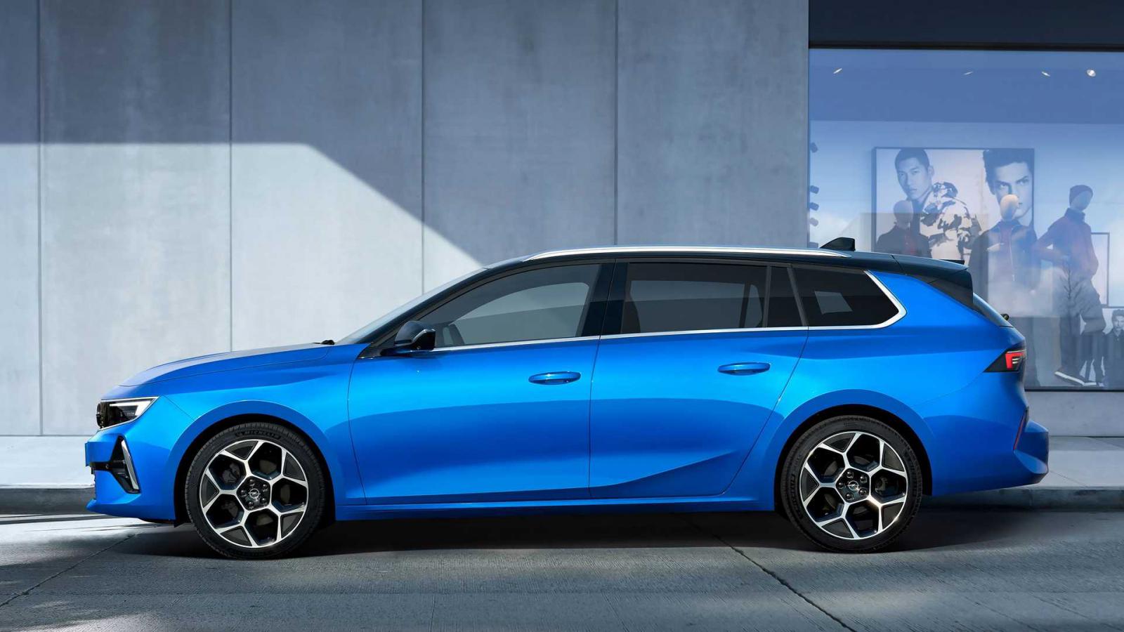 Νέο Opel Αstra Sports Tourer: Μοντέρνο, hi-tech & χωράει τα πάντα