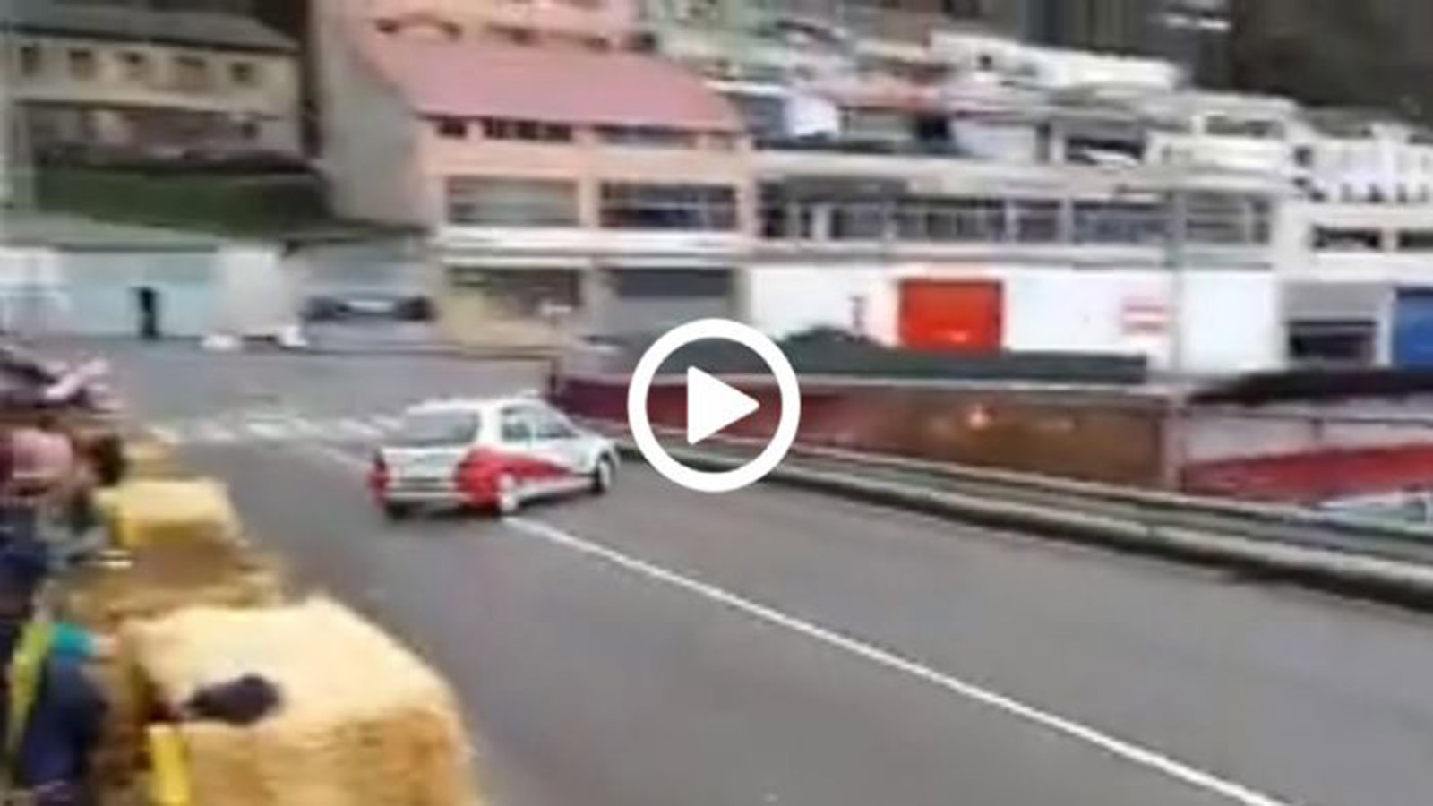 «Χεράς» με 106 Rallye «γλεντάει» με ανάποδα