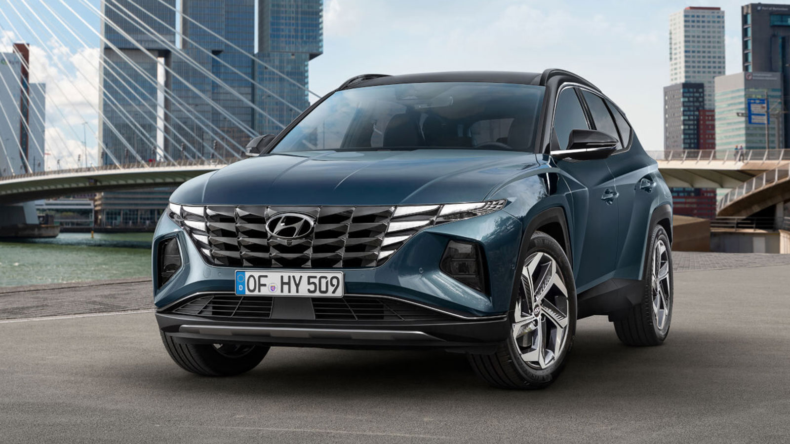 Το νέο Hyundai Tucson αποτελεί ένα από τα πιο προχωρημένα αισθητικά μοντέλα της κατηγορίας σήμερα. 
