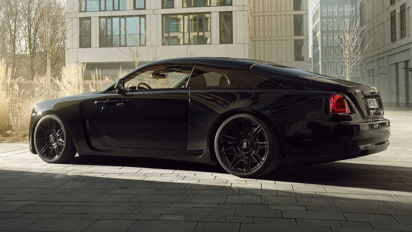 Η «μαφιόζικη» Rolls-Royce Wraith της Spofec