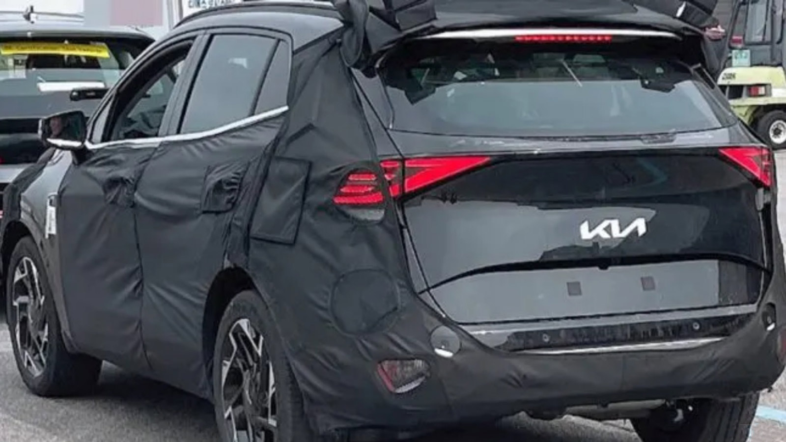 Οι κατάσκοποι εντόπισαν το νέο Kia Sportage. 