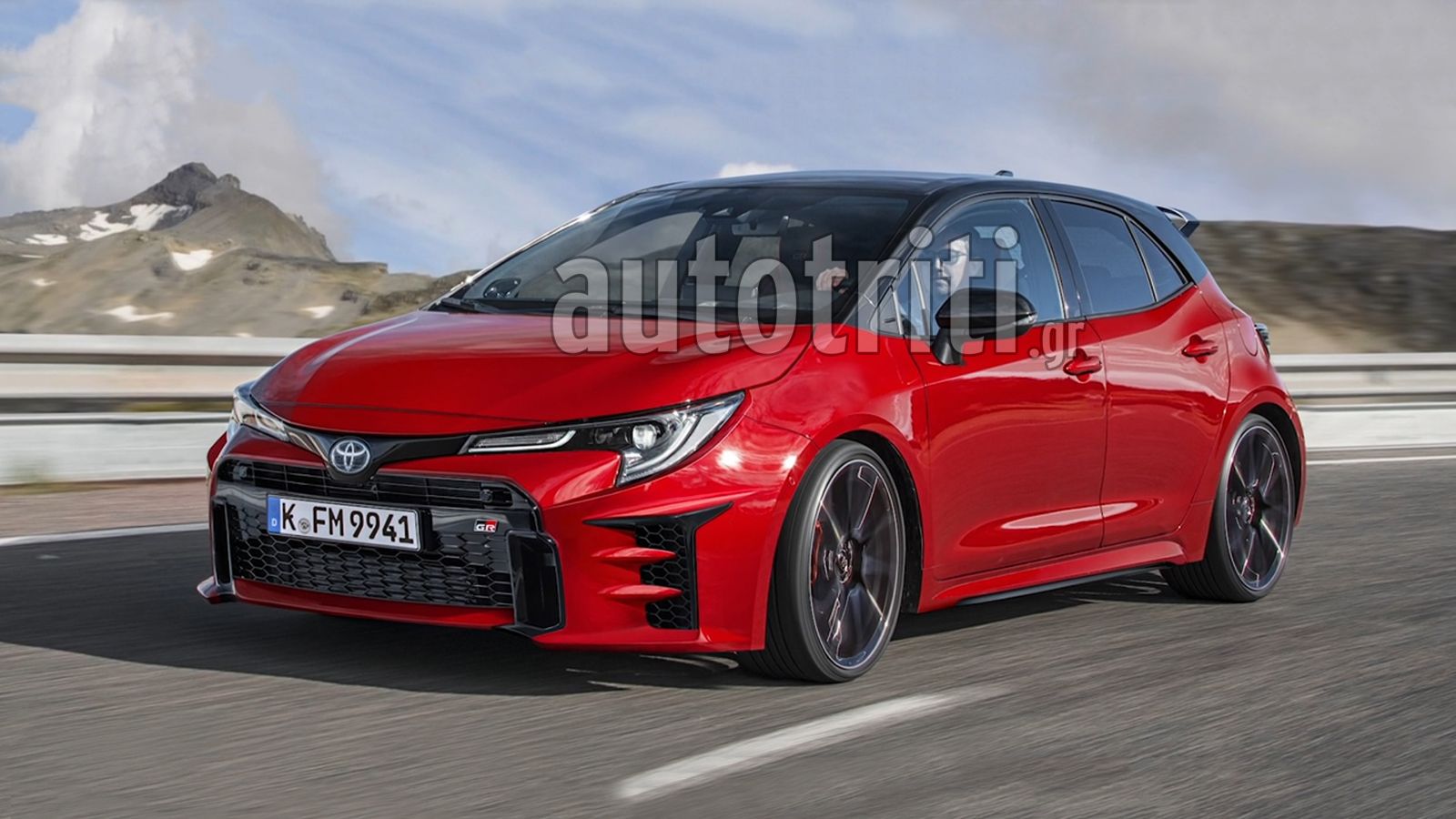 Η Toyota θα βαδίσει στα παραδοσιακά, σπορ, βενζινοκίνητα μονοπάτια για την κορυφαία GR έκδοση της Corolla εφοδιάζοντάς την με τετρακίνηση, 261 ίππους 