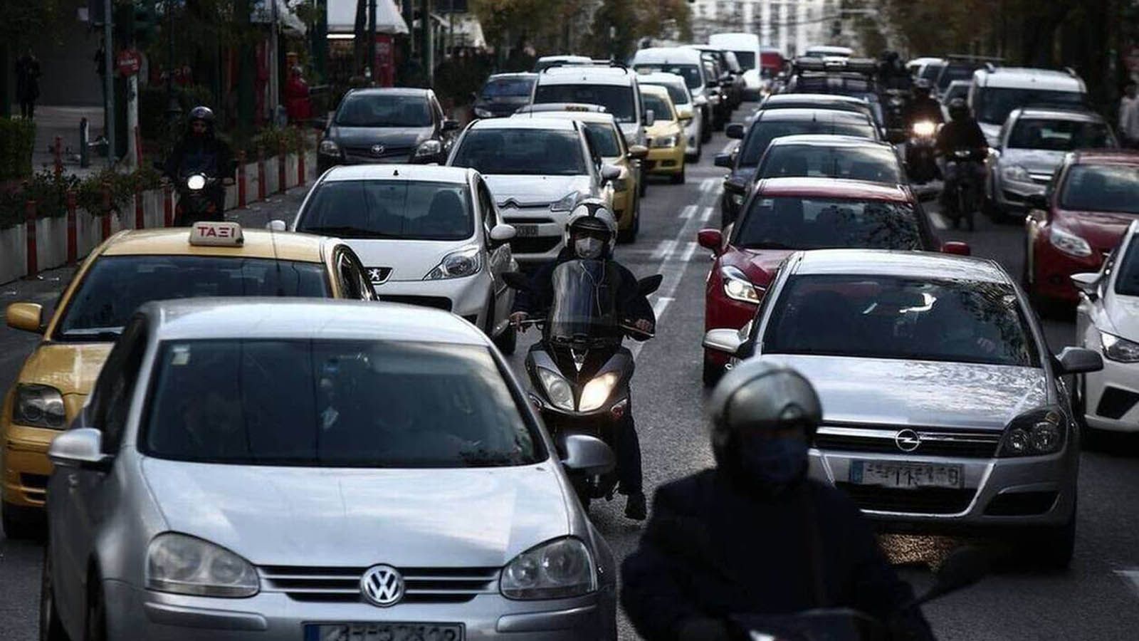 Σφίγγει ο κλοιός για απλήρωτα τέλη κυκλοφορίας και ανασφάλιστα