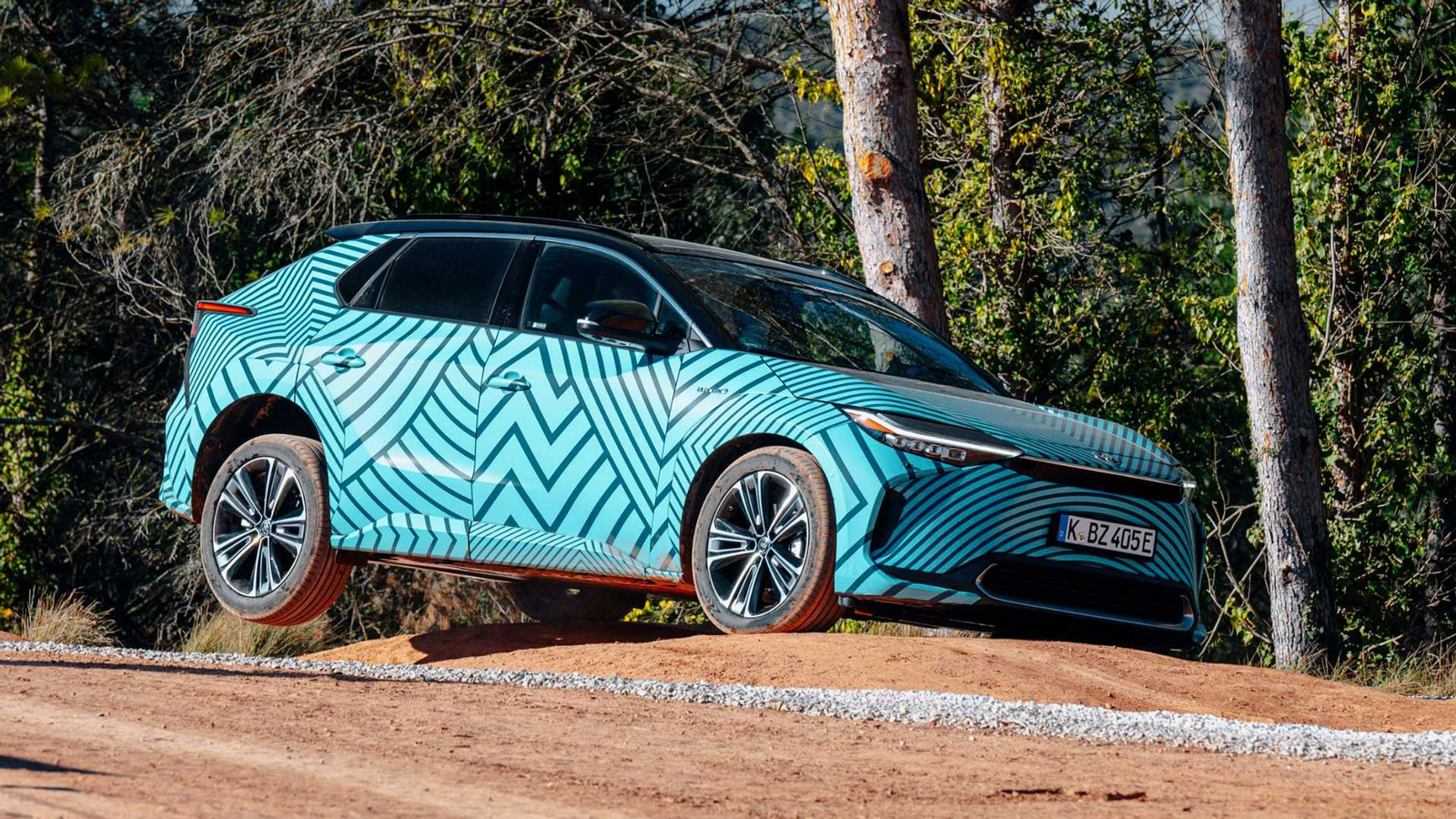 Πρώτη επαφή: Toyota bZ4x