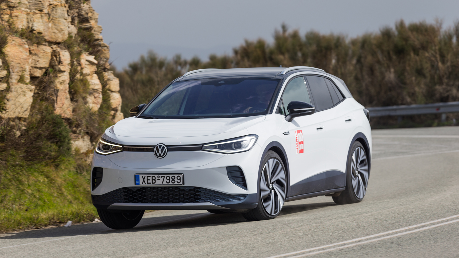 Το VW ID.4 είναι εξαιρετικά εύχρηστο, αλλά και ευέλικτο στην καθημερινότητα. Εξαιρετική ποιότητα κύλισης και ουδέτερα κρατήματα συμπληρώνουν την οδική