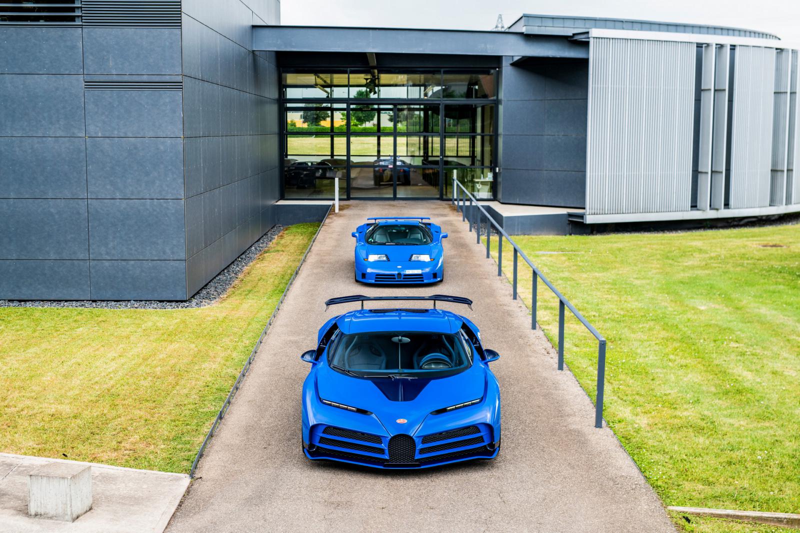 Με το μπλε χρώμα της θρυλικής ΕΒ110 η πρώτη Bugatti Centodieci